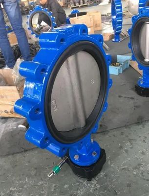 Medios de agua sanitarios de acero inoxidable CF8 WCB Hierro dúctil con llave de mariposa